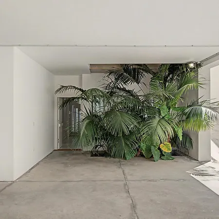Esperanza Villa *